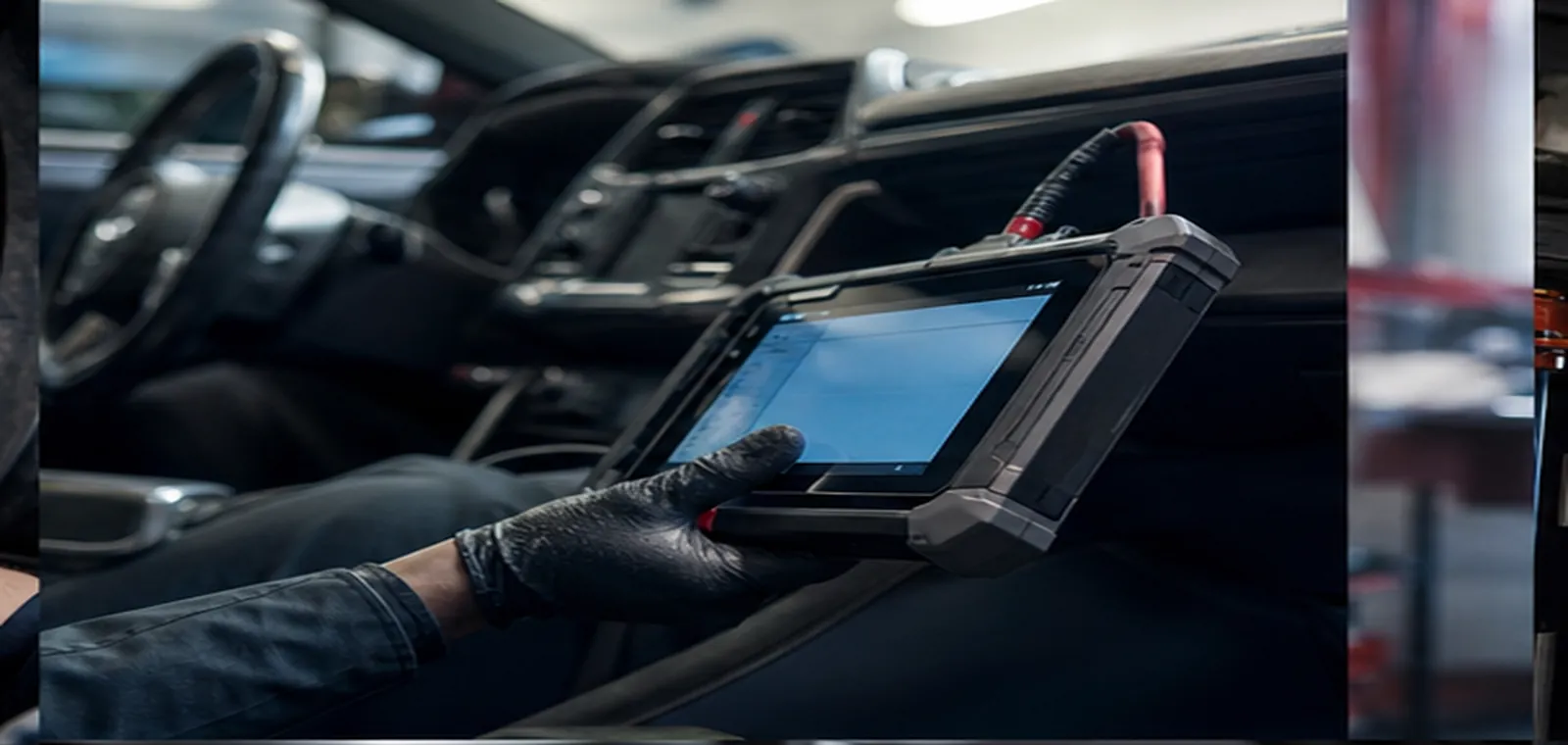 Tablero y equipo de diagnóstico automotriz para revisar testigos de falla